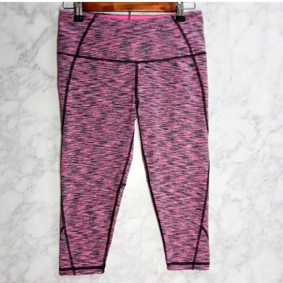 Victorias Secret Knockout 3/4 Leggings Size XS Compression VSX Sport - Picture 12 of 12